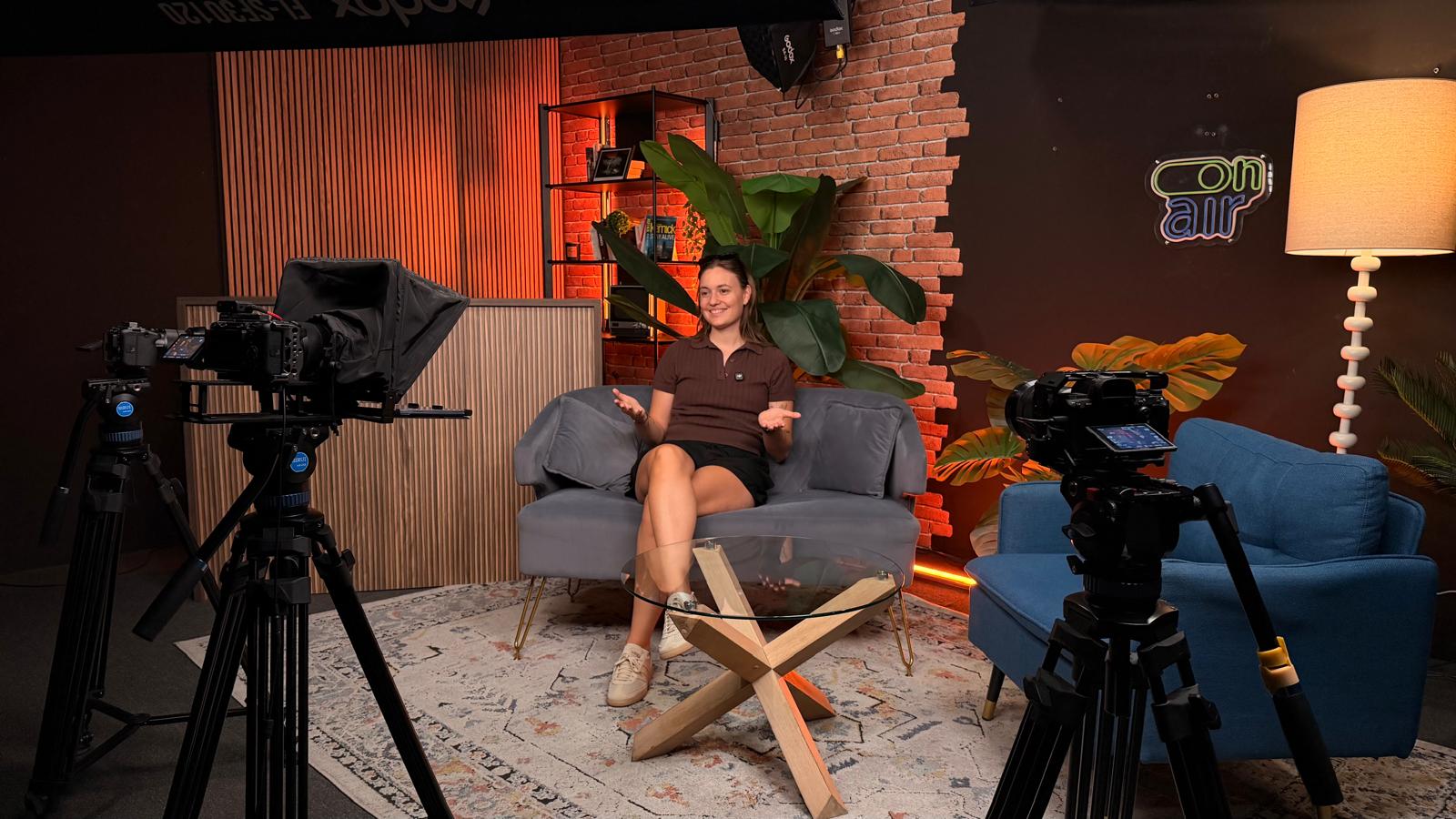 Interview set