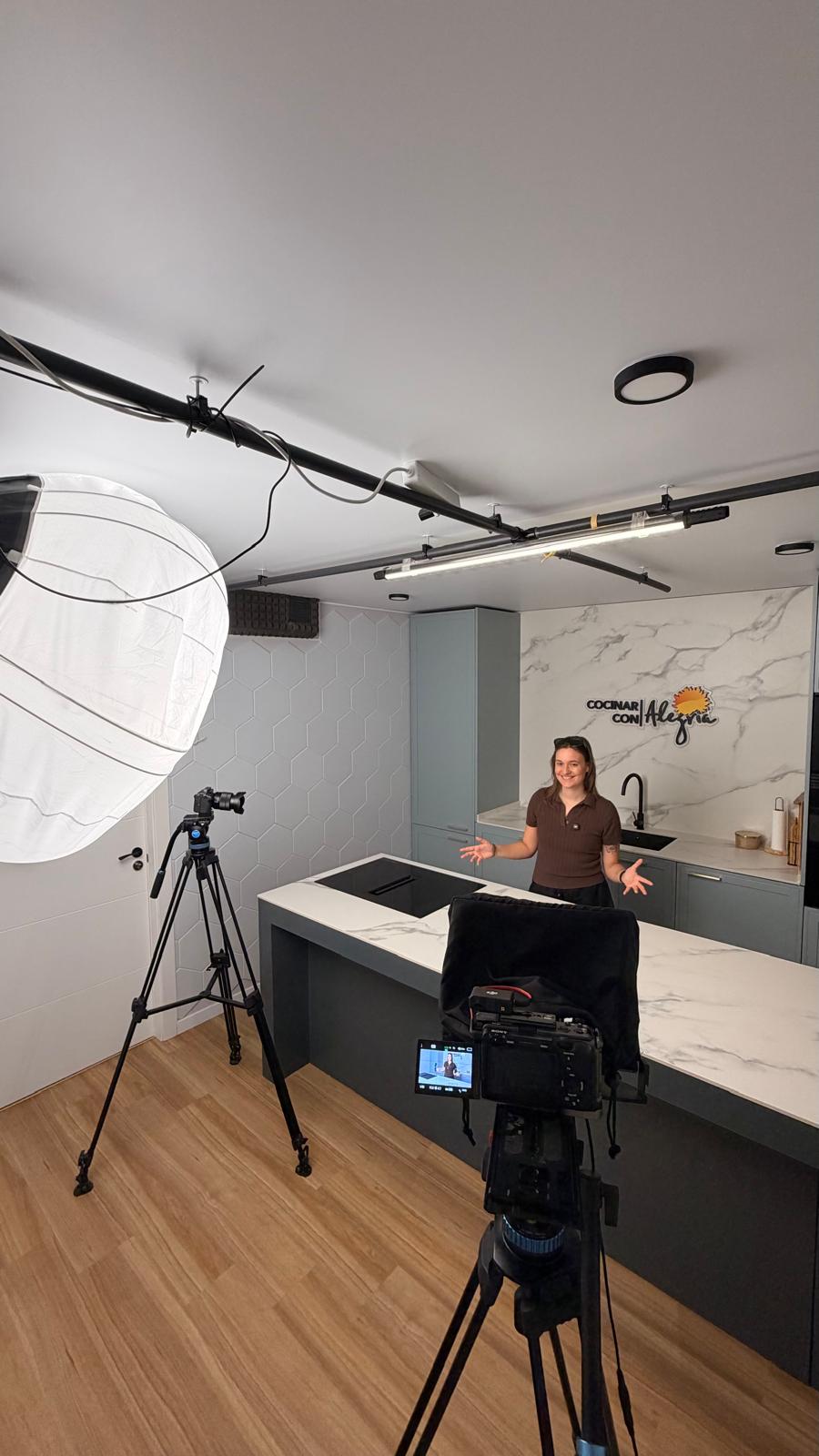 Kitchen Studio · marble wall